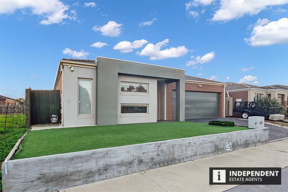 16 Hedgerow  Avenue, BROOKFIELD, VIC 3338