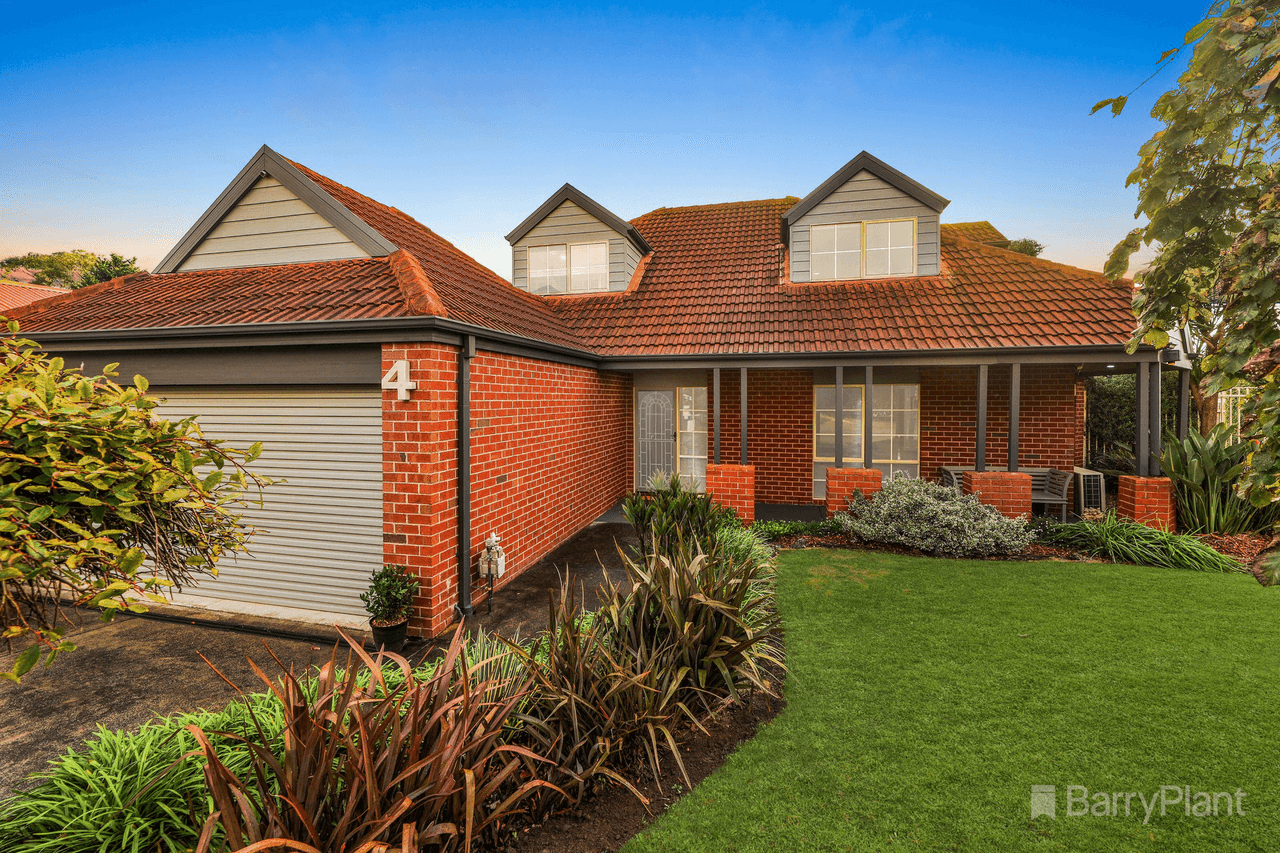 4 Geraldine Close, Kilsyth South, VIC 3137