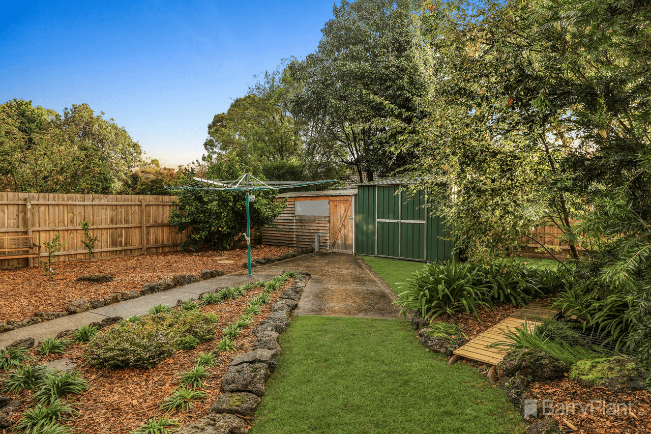 4 Geraldine Close, Kilsyth South, VIC 3137