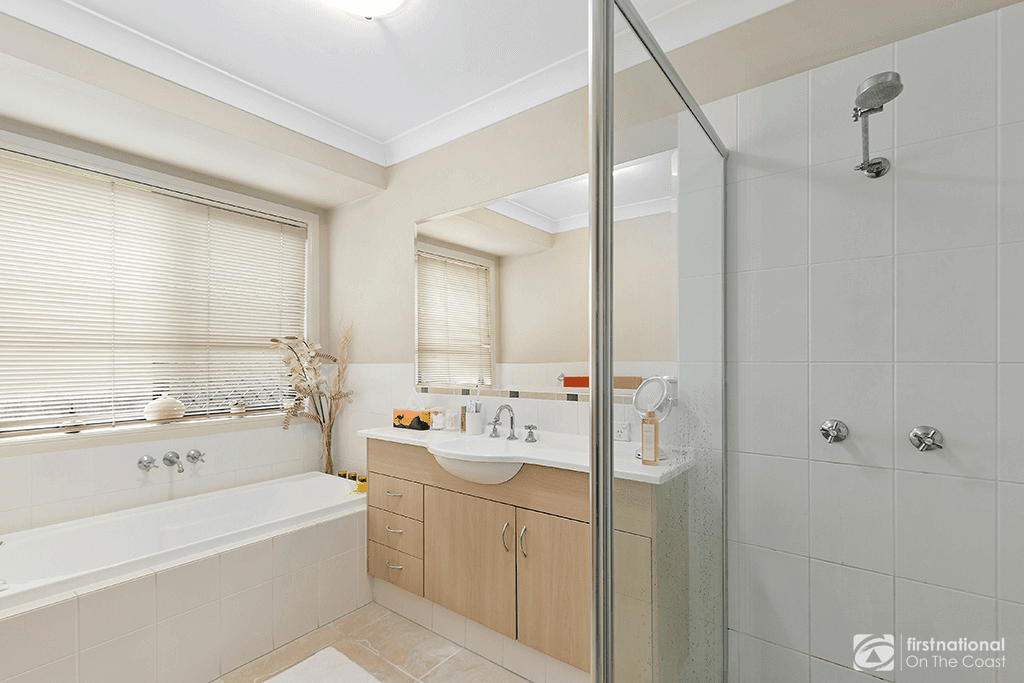 29 Stockdale Street, PACIFIC PINES, QLD 4211