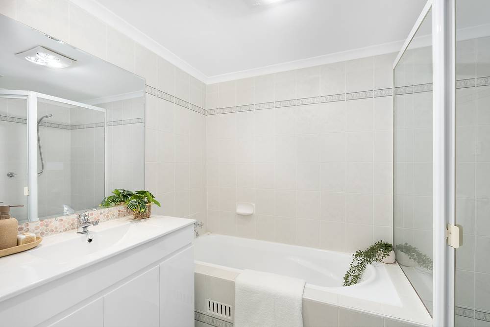9/2a Walton Crescent, Abbotsford, NSW 2046