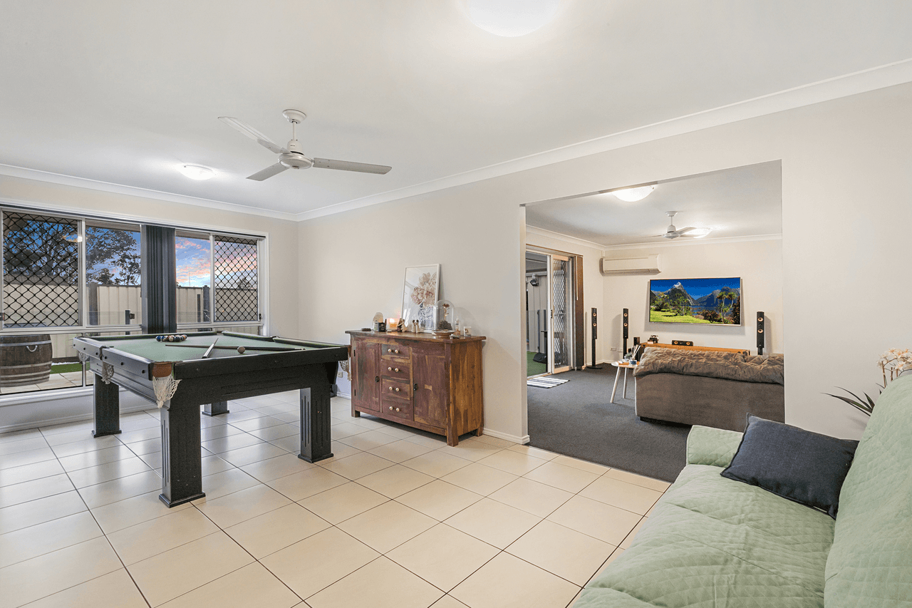 2 Rhiannon Drive, FLINDERS VIEW, QLD 4305
