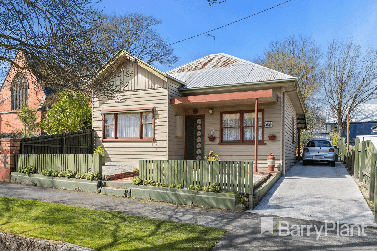 604 Armstrong Street, Soldiers Hill, VIC 3350