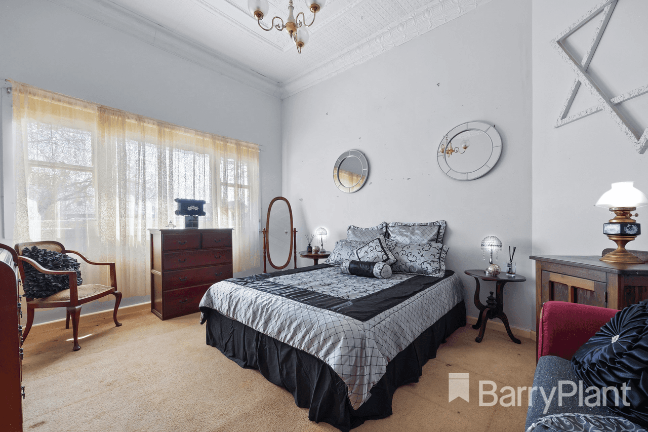 604 Armstrong Street, Soldiers Hill, VIC 3350