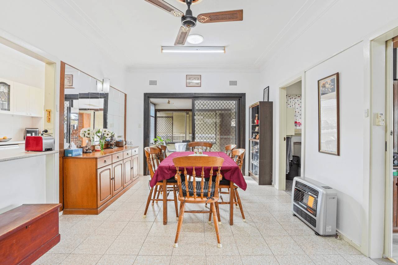 43 Camden Street, FAIRFIELD HEIGHTS, NSW 2165