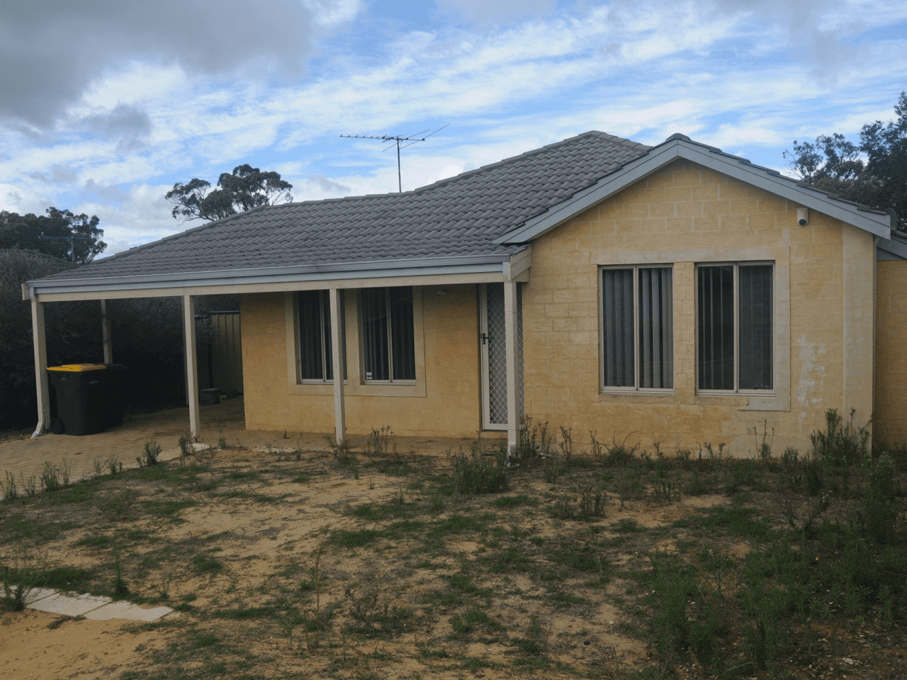 42 Pepperell Crescent, LEDA, WA 6170