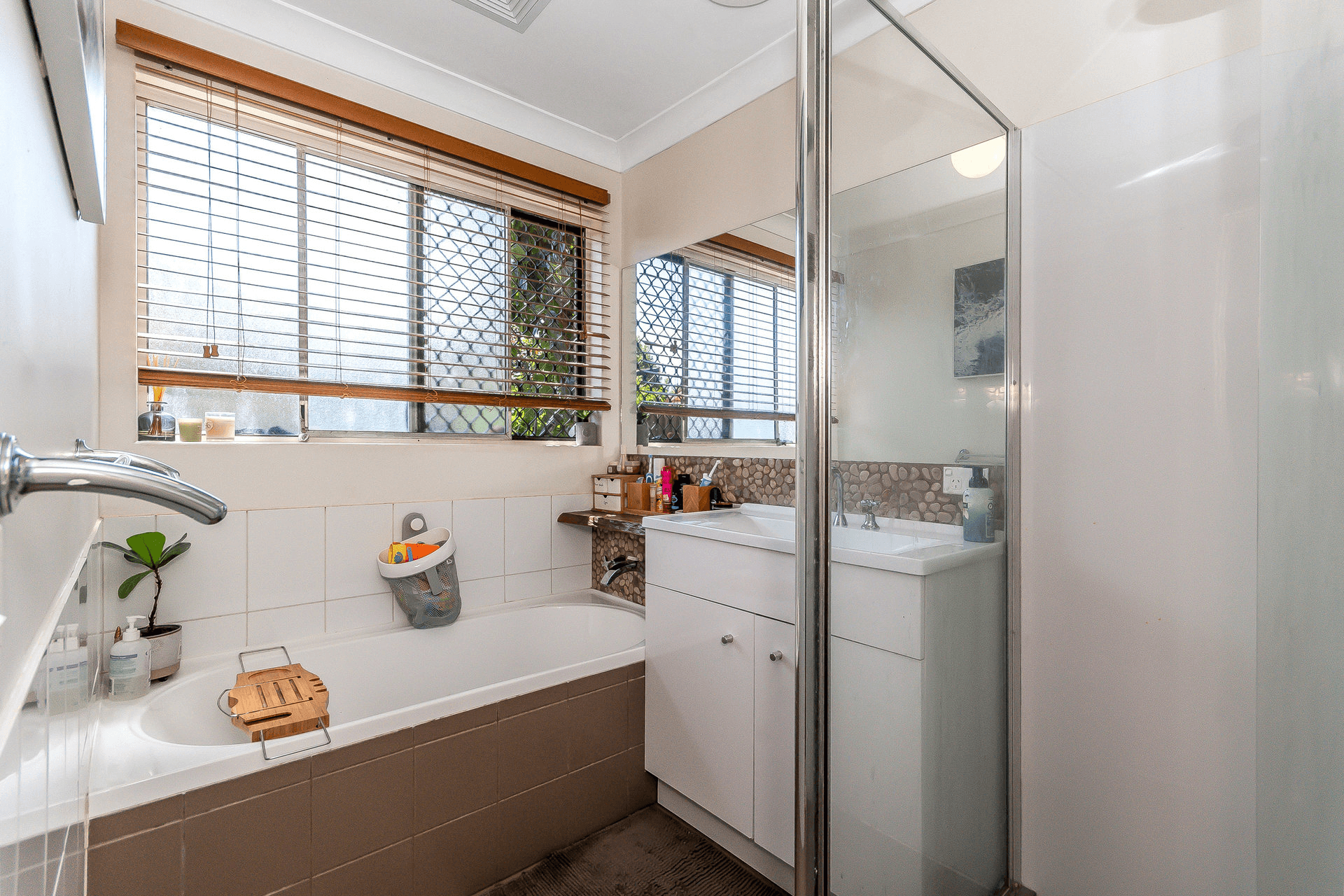 37 Matthew Way, Thornlie, WA 6108