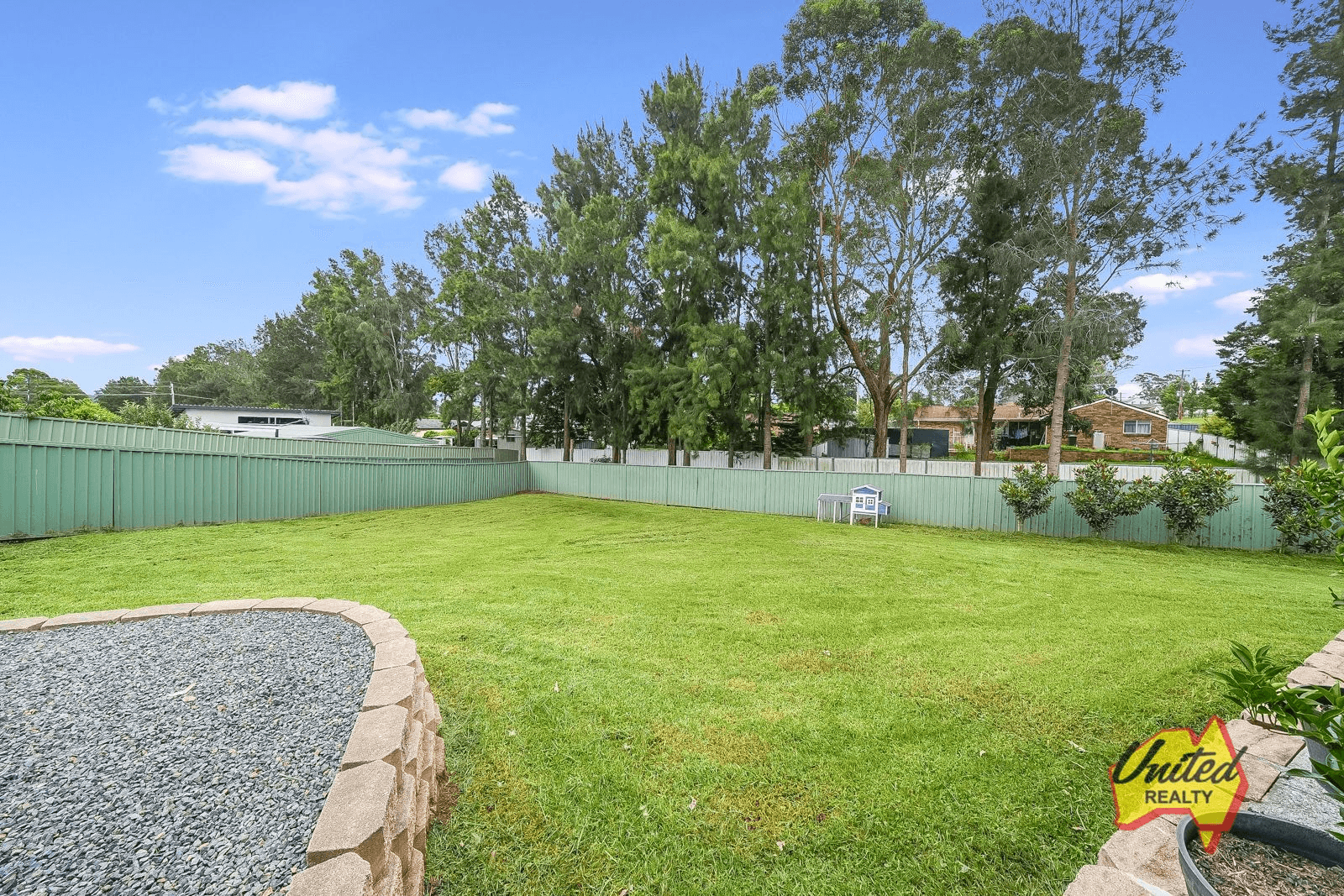 1 Marsh Place, The Oaks, NSW 2570