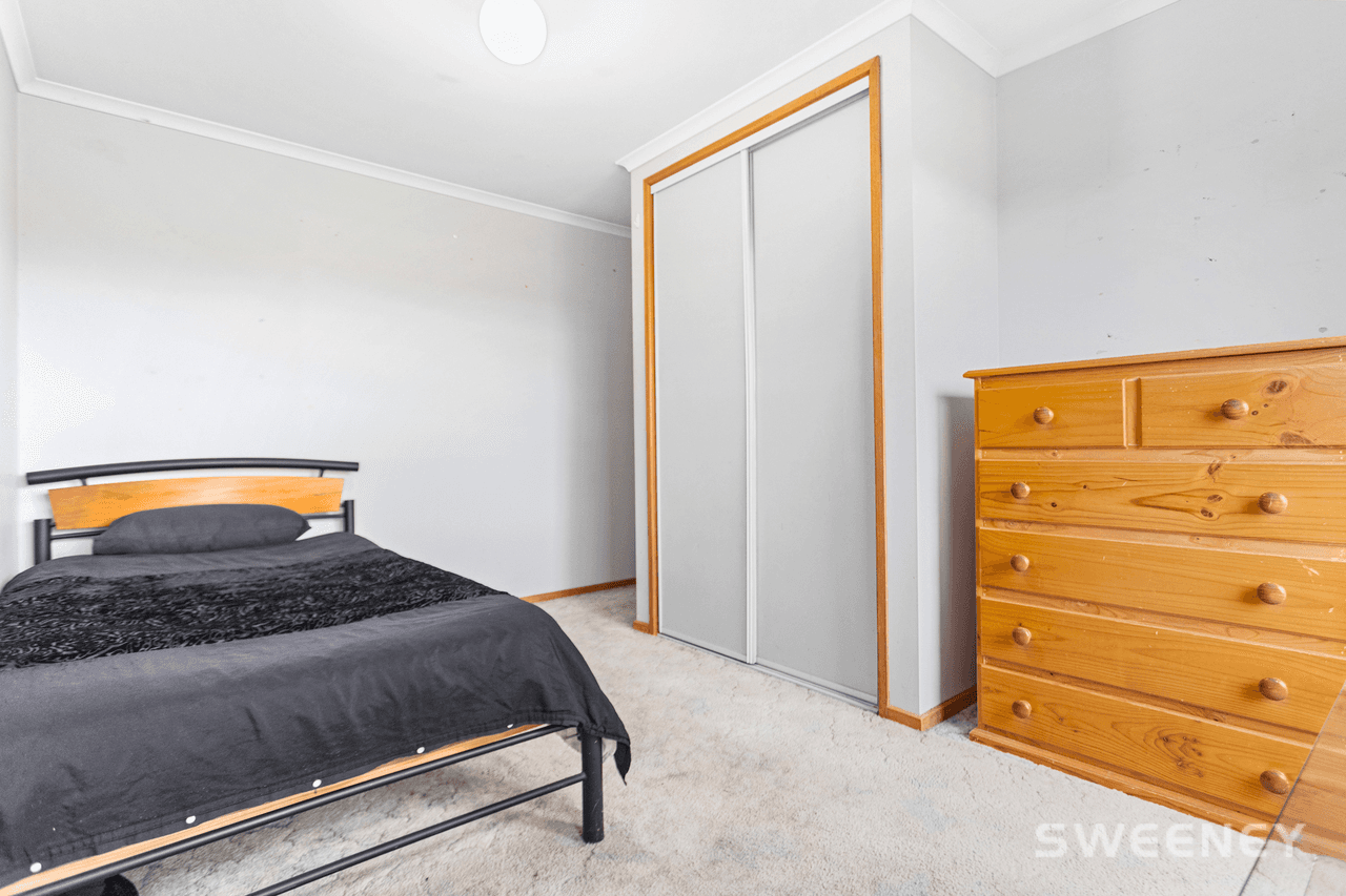 13 Hibiscus Court, ALTONA MEADOWS, VIC 3028