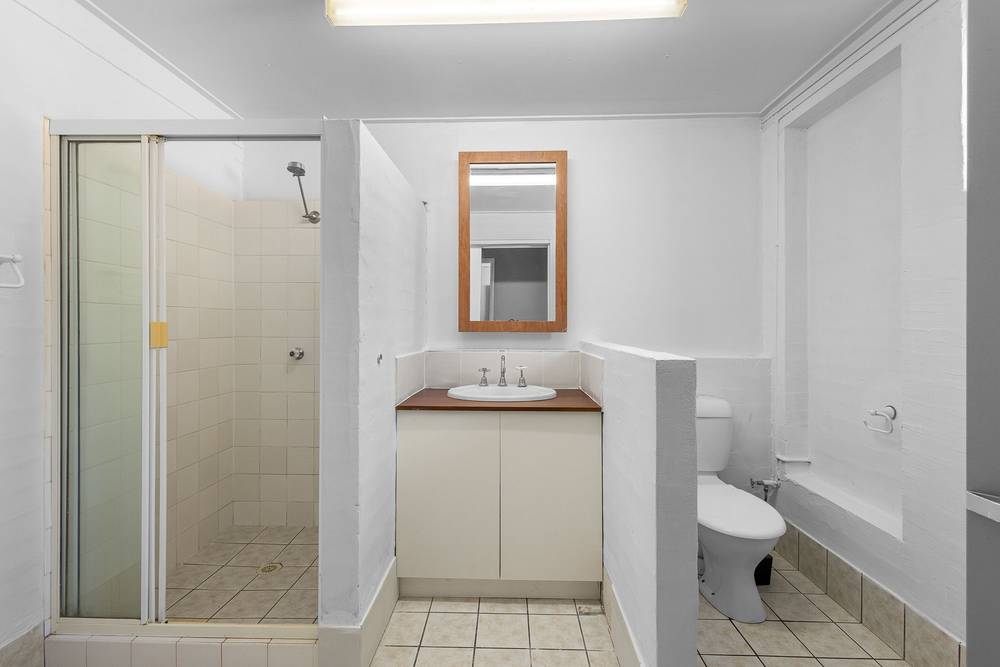 9 Douglas Street, NAMBOUR, QLD 4560