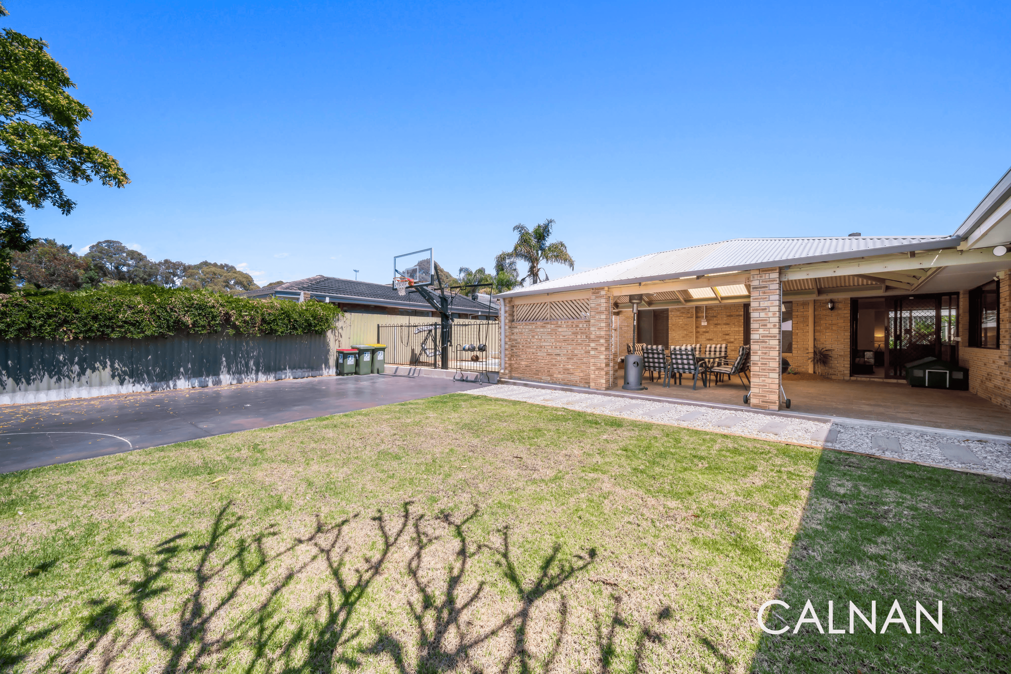 22 Gracechurch Crescent, LEEMING, WA 6149