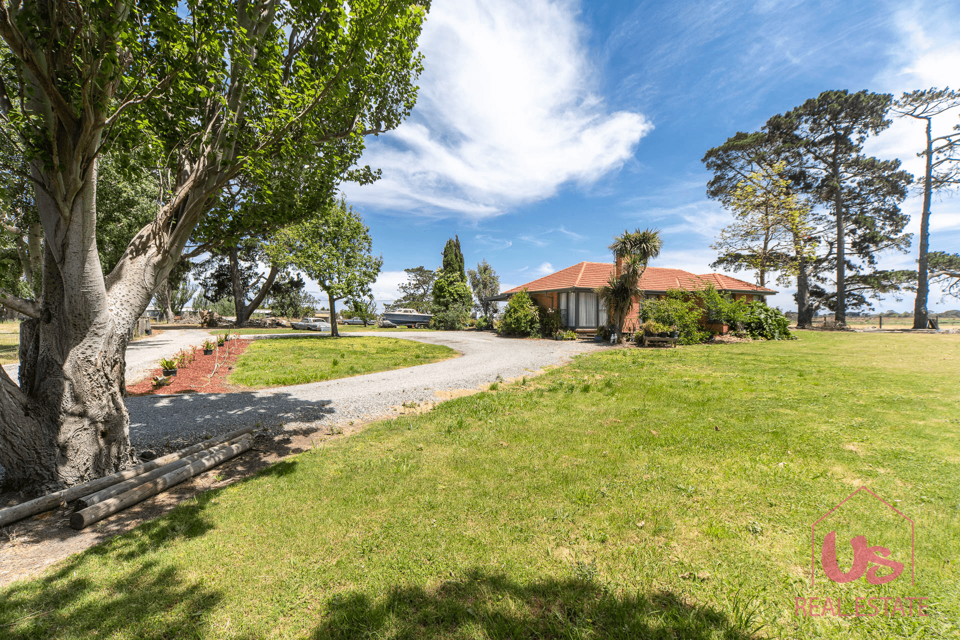 2200 South Gippsland Highway, DEVON MEADOWS, VIC 3977