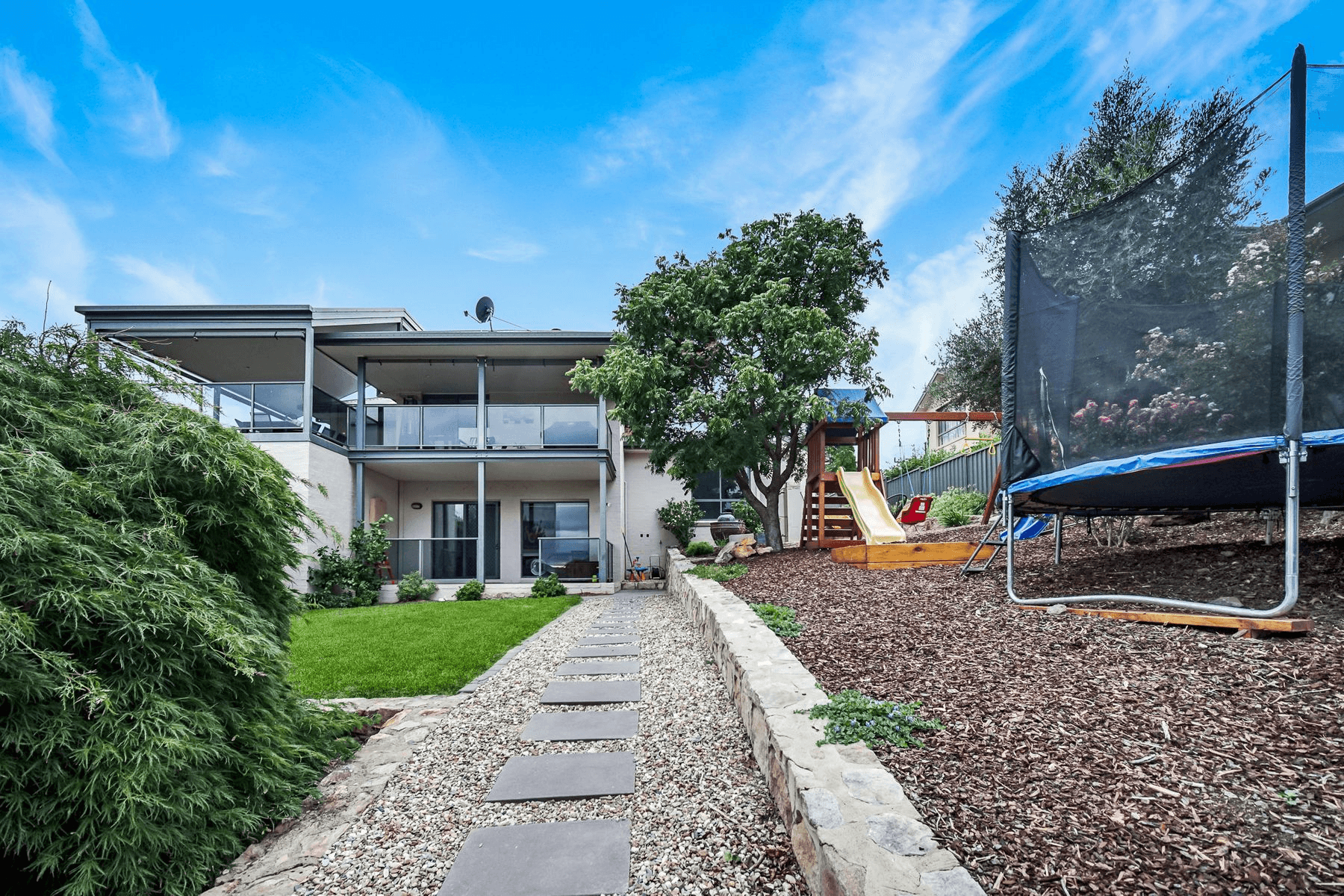 5 Robinia Place, JERRABOMBERRA, NSW 2619