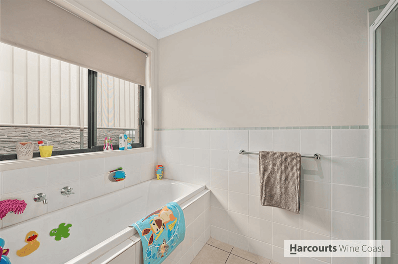 12 Esperance Boulevard, Seaford Rise, SA 5169