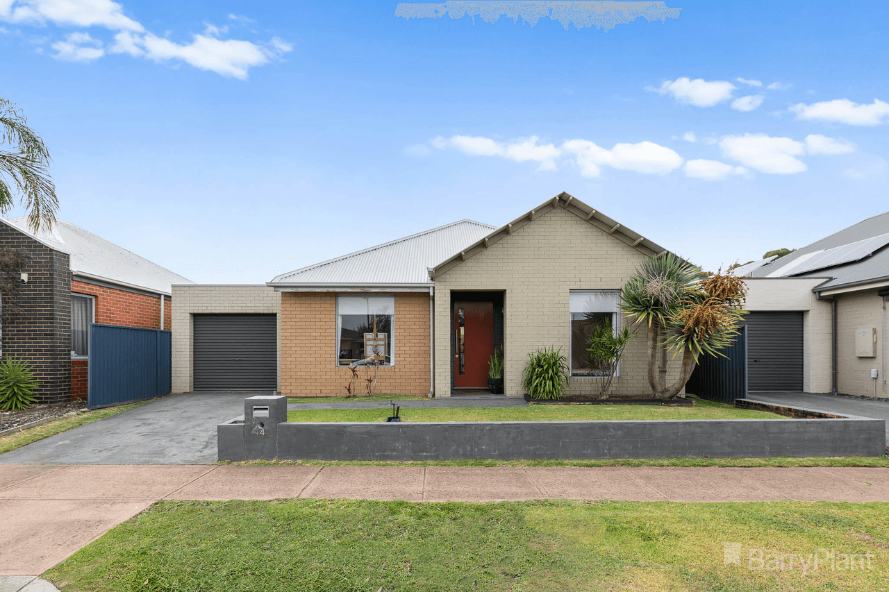 44 Stringy Bark Circuit, Pakenham, VIC 3810