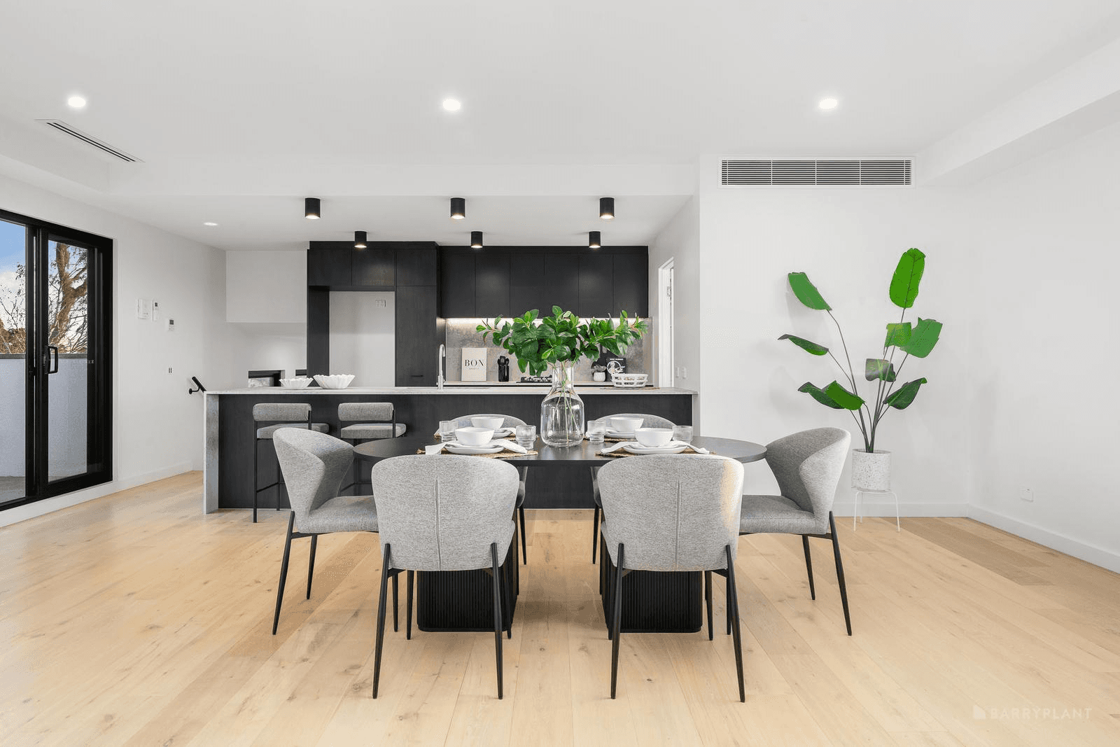 9/23 Carawatha Road, DONCASTER, VIC 3108