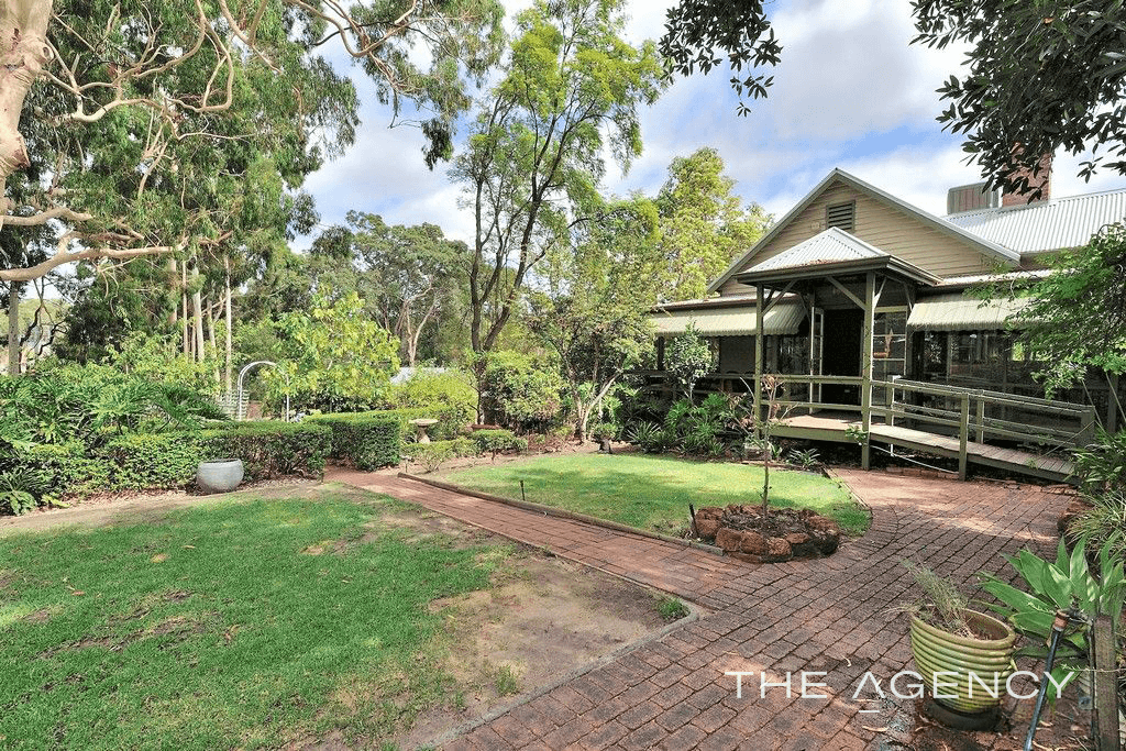 6825 Great Eastern Highway, Mundaring, WA 6073