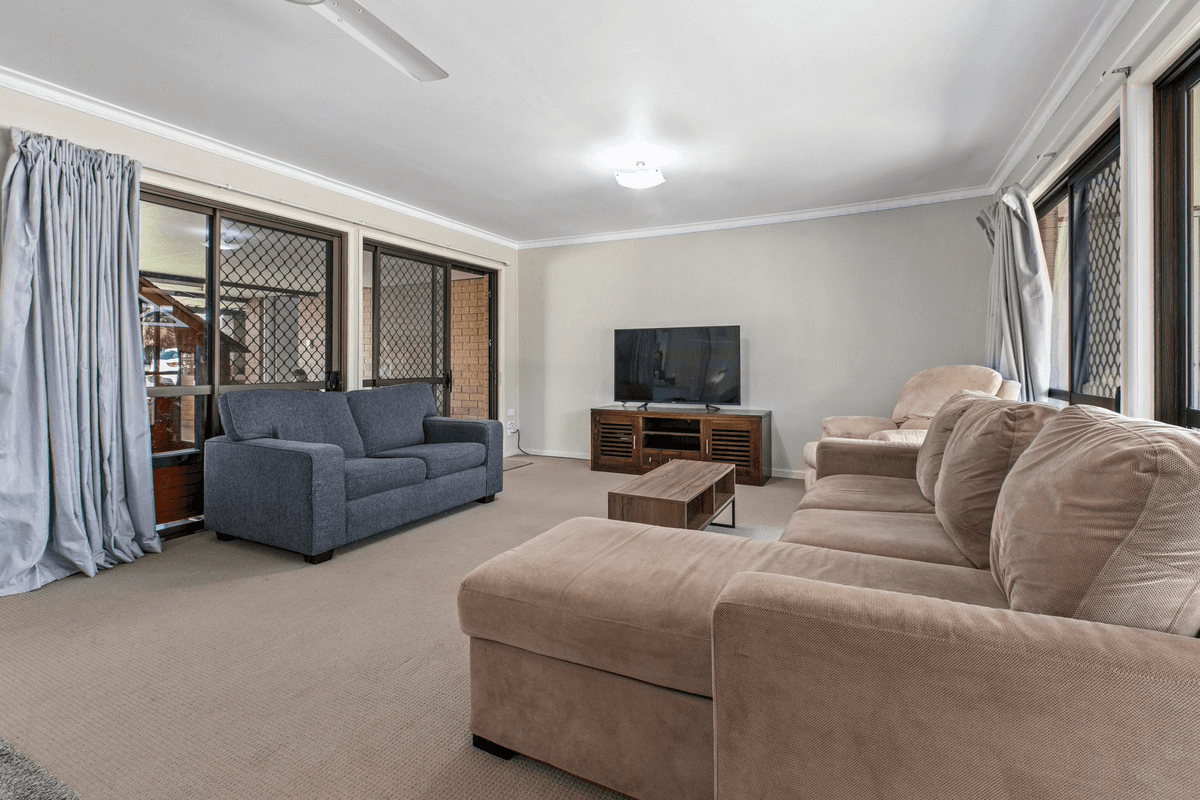 6 Edred Street, Carindale, QLD 4152