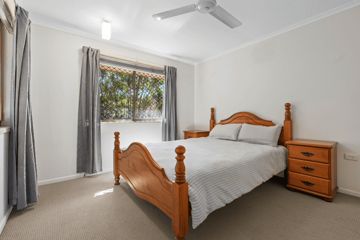 6 Edred Street, Carindale, QLD 4152