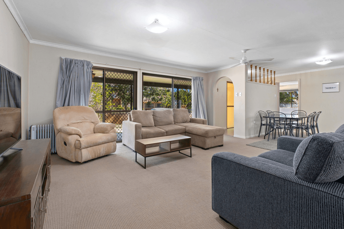 6 Edred Street, Carindale, QLD 4152