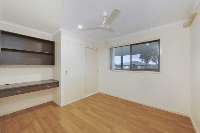 2 Gilchrist Court, KALKIE, QLD 4670