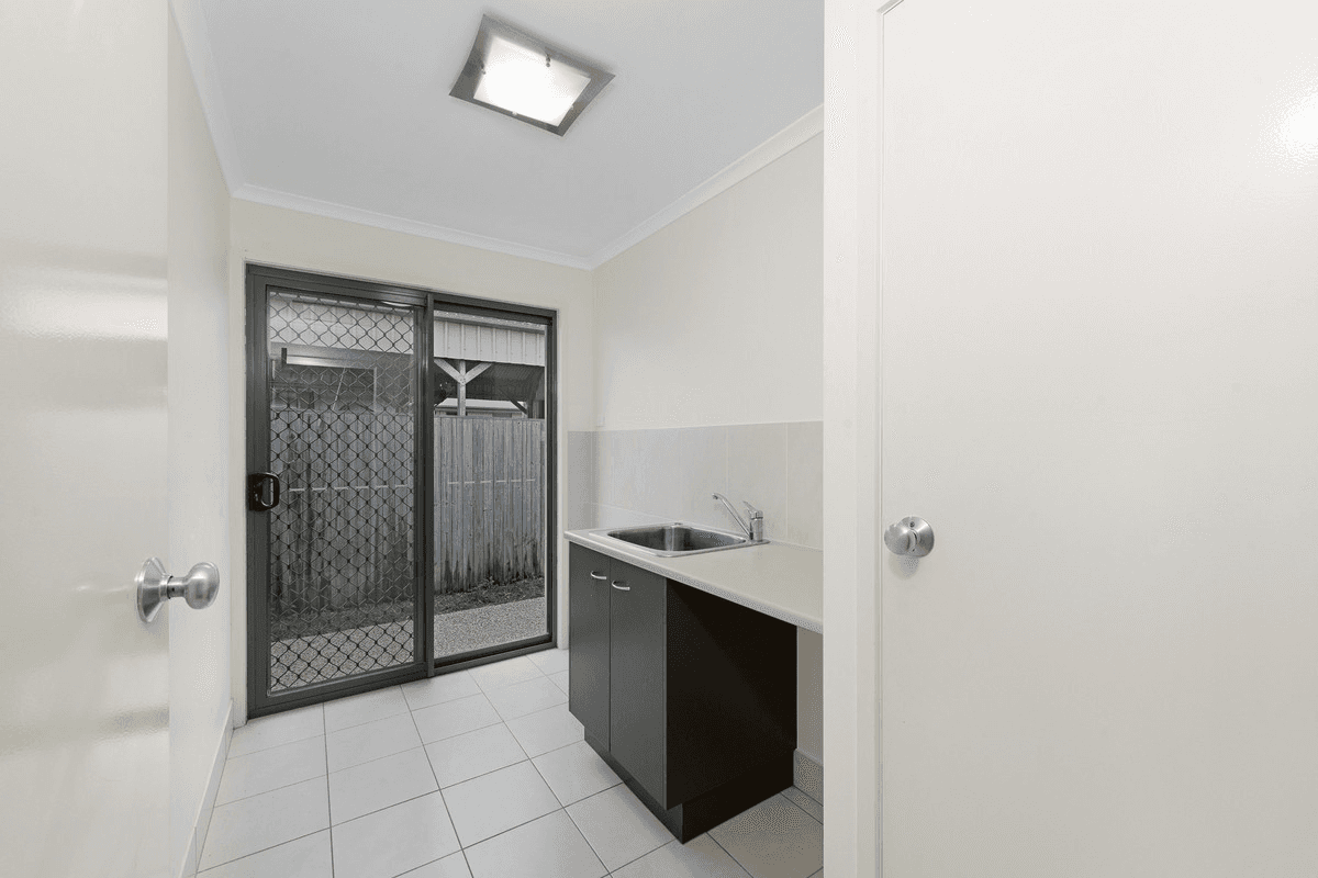 2 Gilchrist Court, KALKIE, QLD 4670