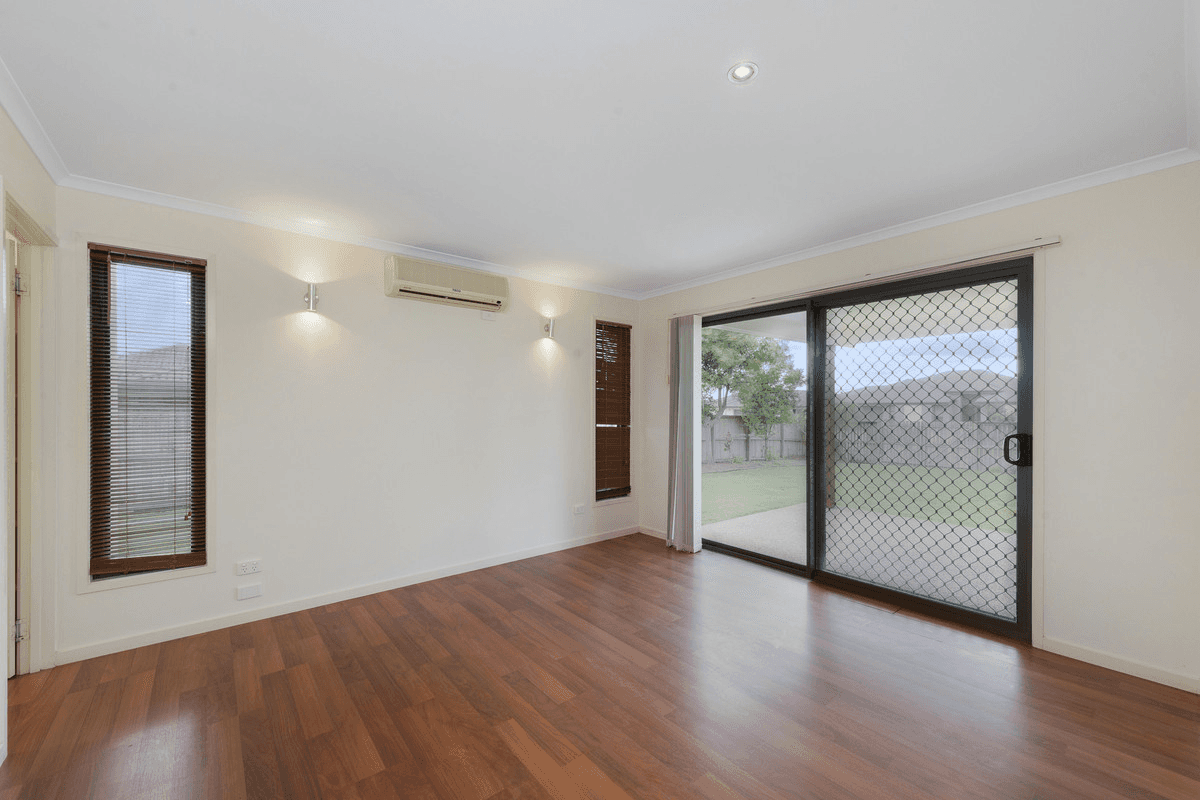 2 Gilchrist Court, KALKIE, QLD 4670