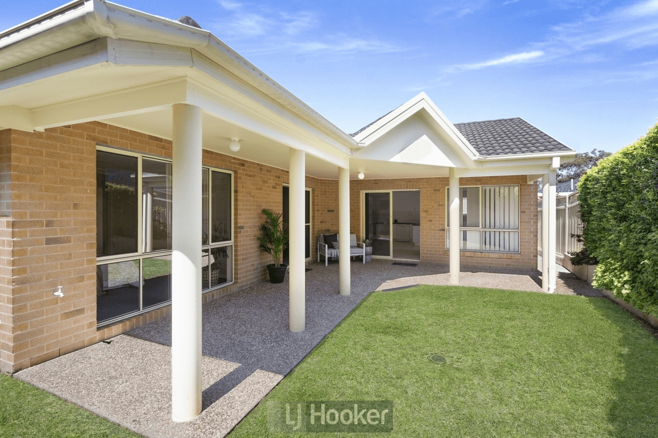 12 Seafarer Close, BELMONT, NSW 2280