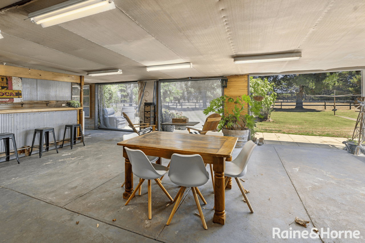 964 Kyneton-Metcalfe Road, GREENHILL, VIC 3444