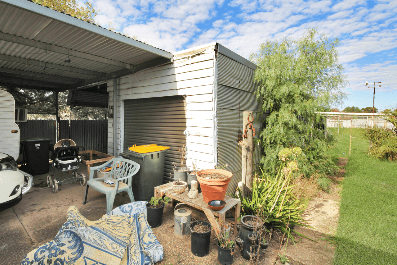 16 Anderson Street, HORSHAM, VIC 3400