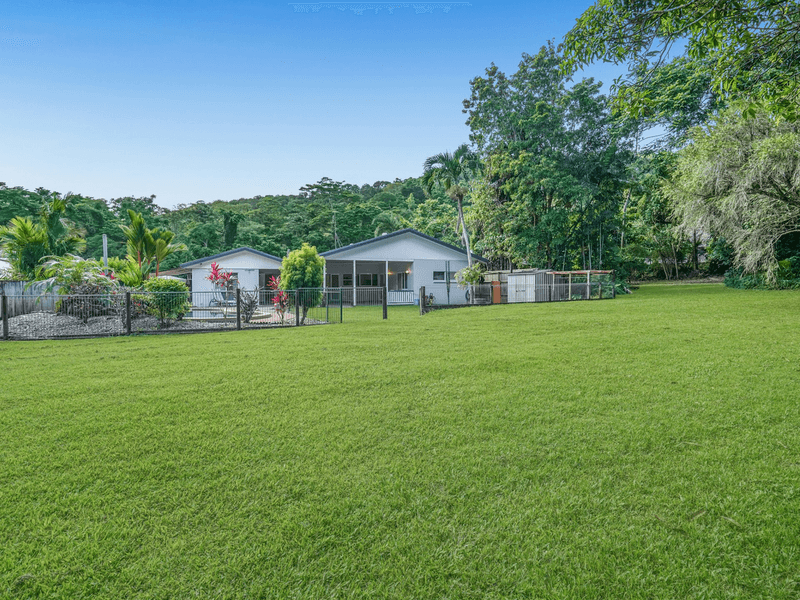 28 Mackey Close, BRINSMEAD, QLD 4870