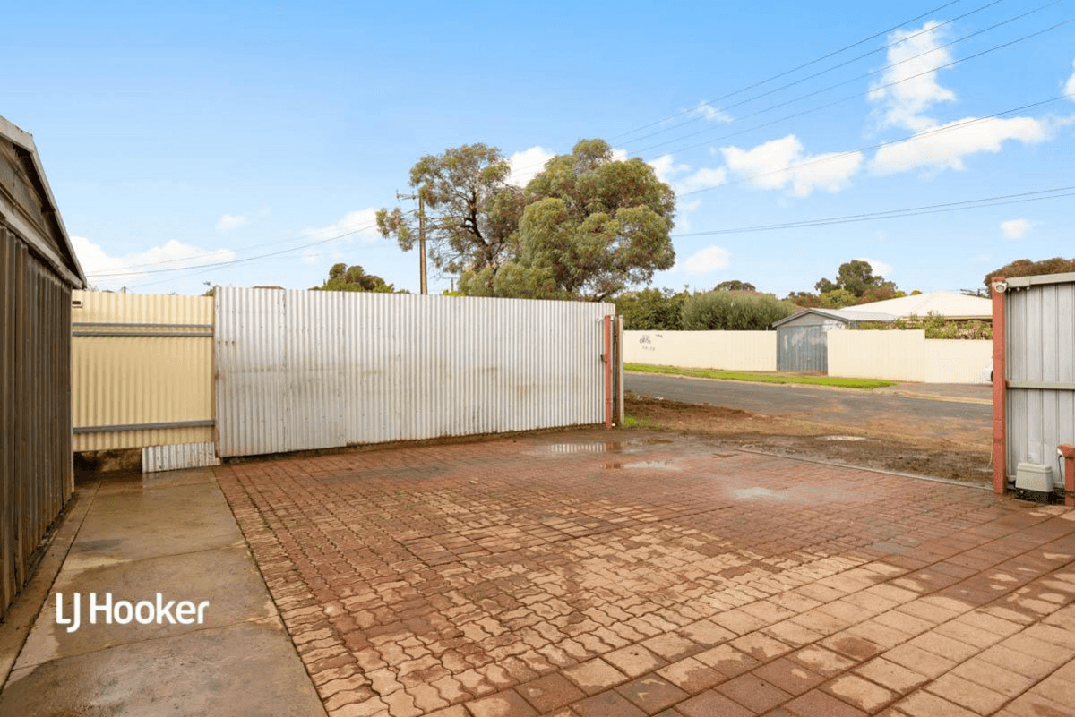 6 Lincoln Crescent, POORAKA, SA 5095