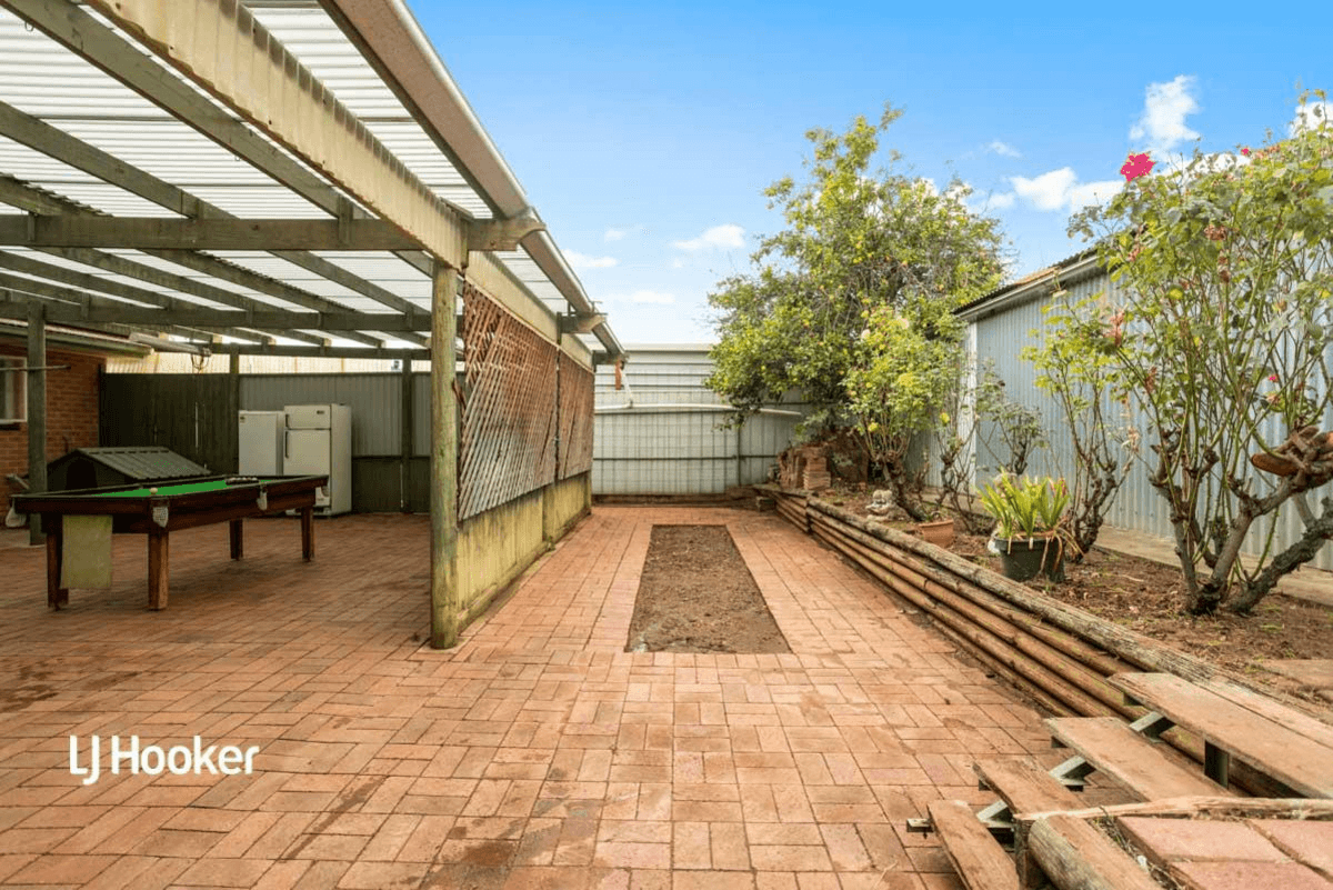 6 Lincoln Crescent, POORAKA, SA 5095