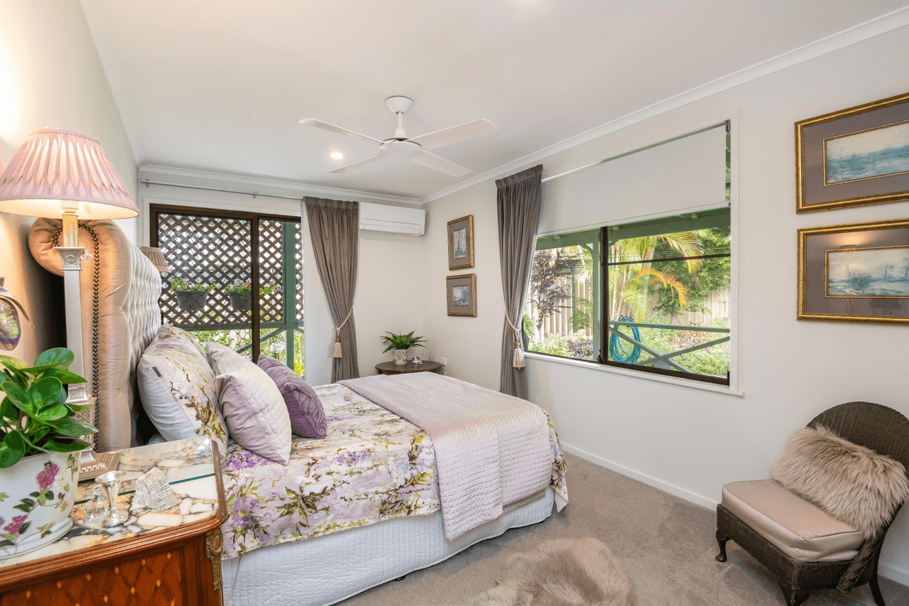 6/8 Hearnes Lake Road, The Pines, WOOLGOOLGA, NSW 2456