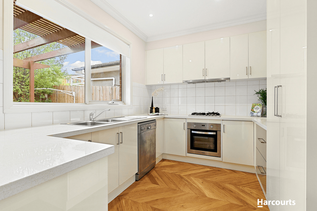 62C Pepperell Avenue, GLEN WAVERLEY, VIC 3150