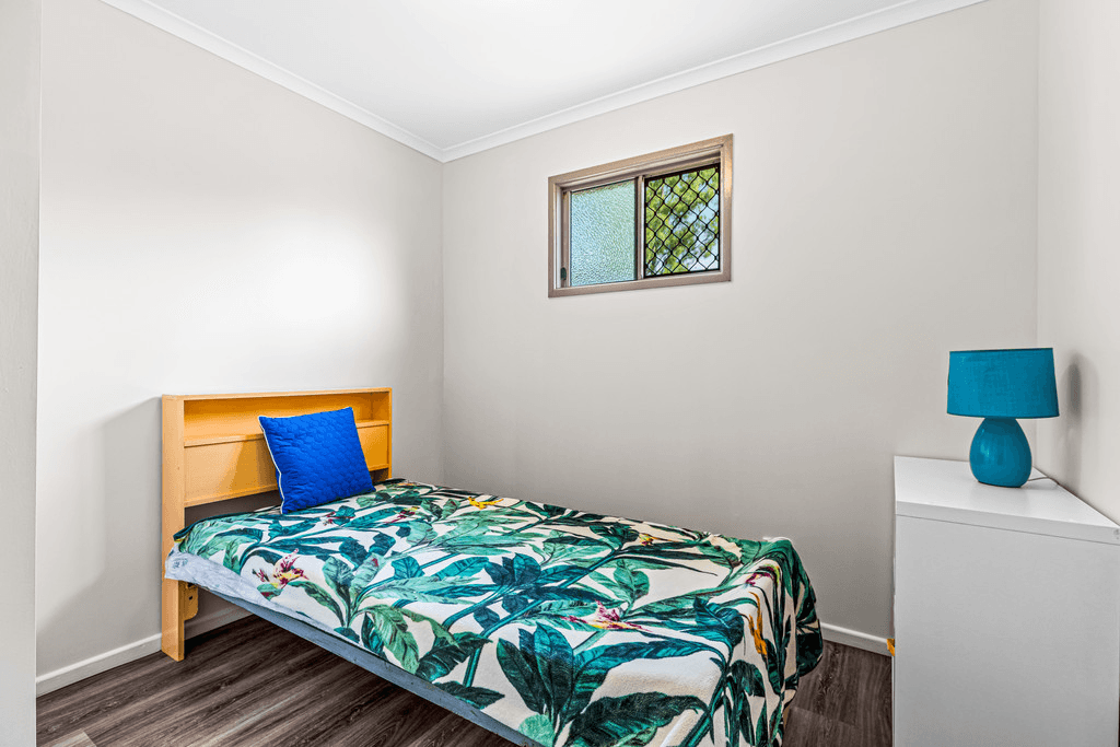 31 Peters Road, MERINGANDAN WEST, QLD 4352