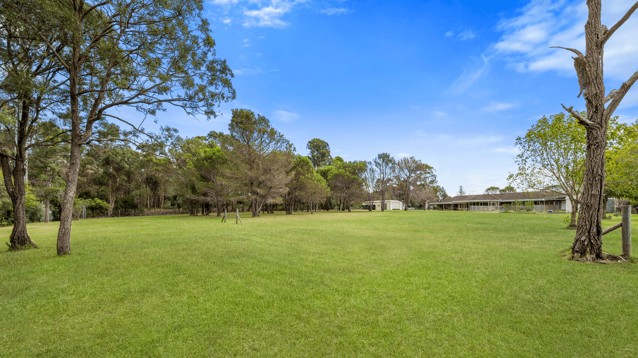 30 Hansens Road, MINTO HEIGHTS, NSW 2566