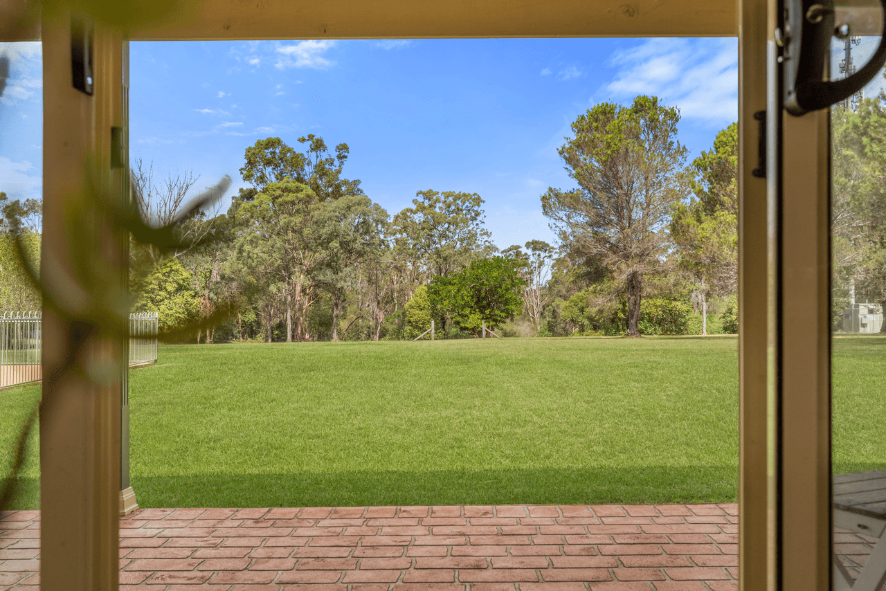 30 Hansens Road, MINTO HEIGHTS, NSW 2566