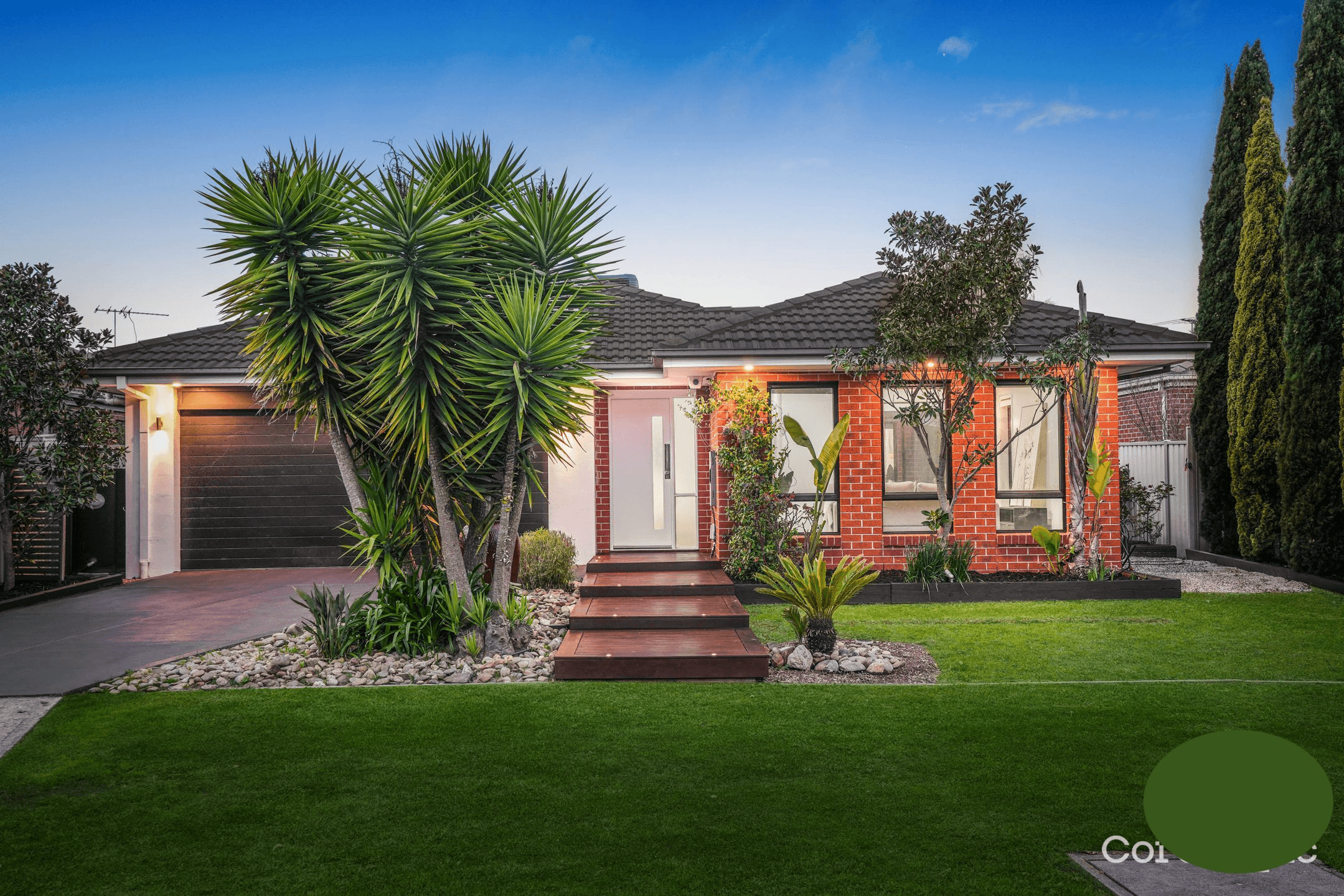 13 Adrian Circuit, WALLAN, VIC 3756