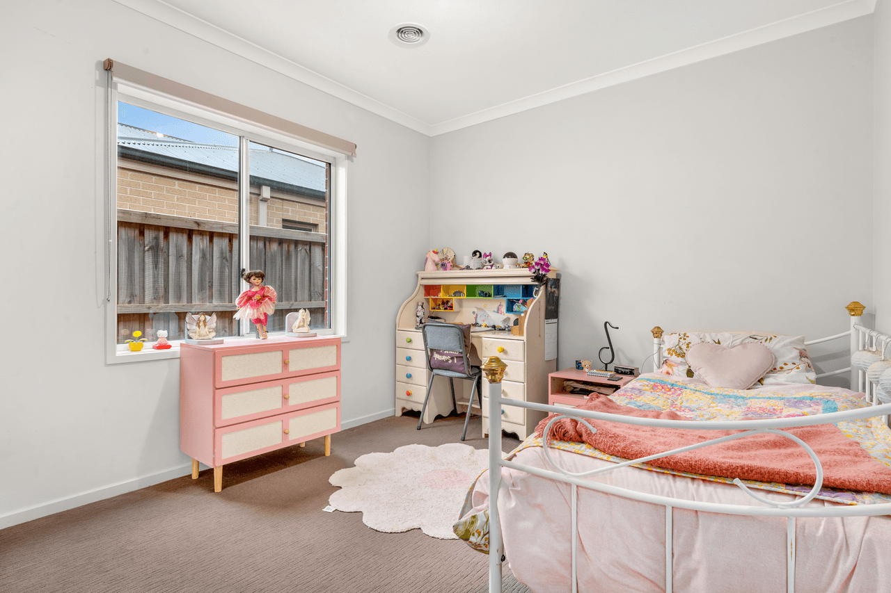 28 Ranfurlie Boulevard, CRANBOURNE WEST, VIC 3977