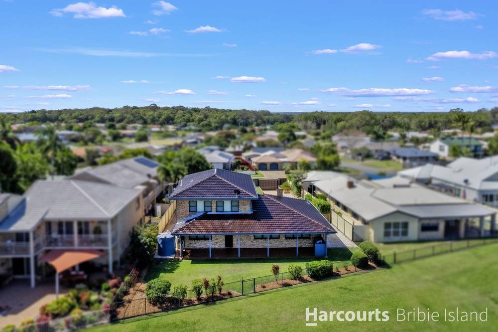 7 Clark Terrace, SANDSTONE POINT, QLD 4511