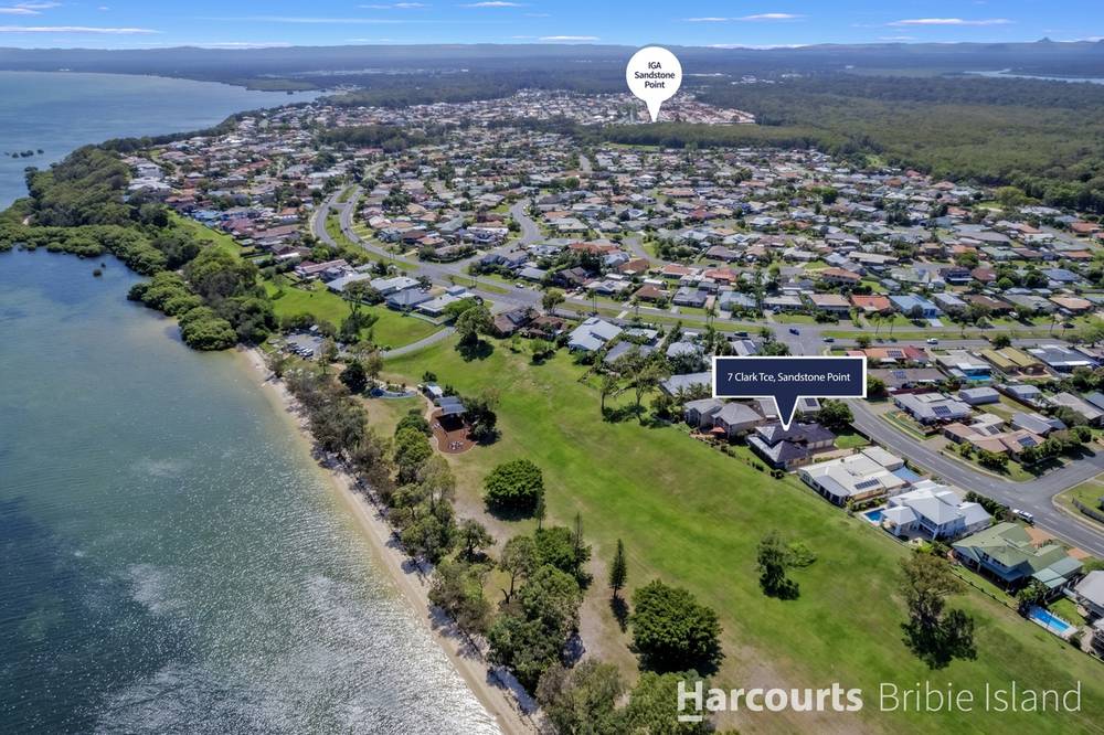 7 Clark Terrace, SANDSTONE POINT, QLD 4511