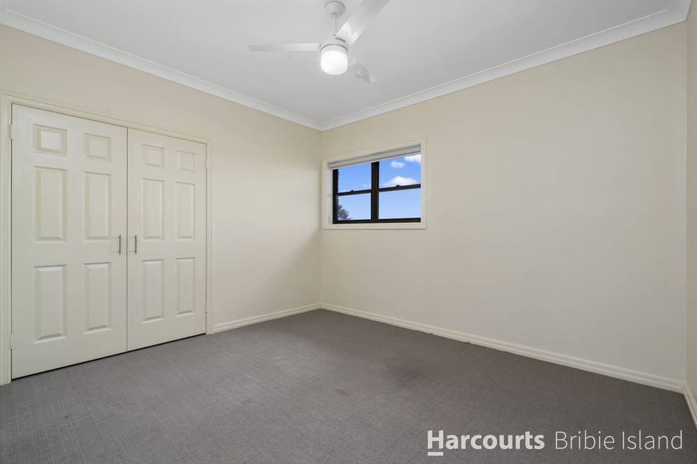 7 Clark Terrace, SANDSTONE POINT, QLD 4511