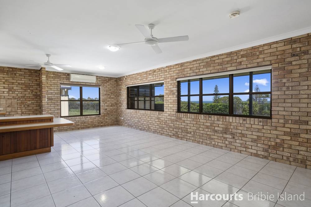 7 Clark Terrace, SANDSTONE POINT, QLD 4511