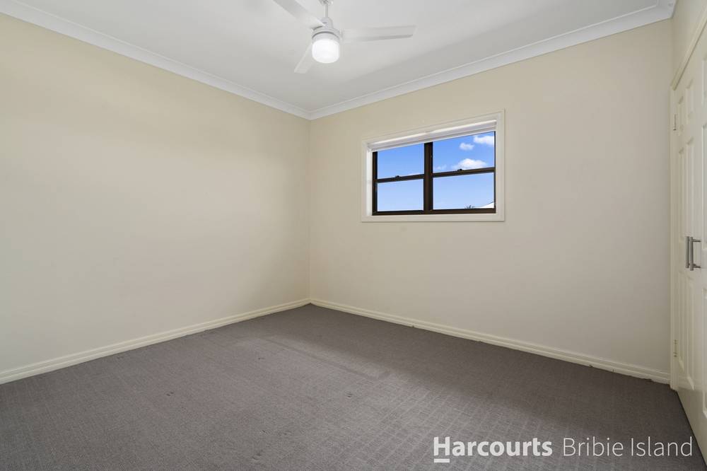 7 Clark Terrace, SANDSTONE POINT, QLD 4511