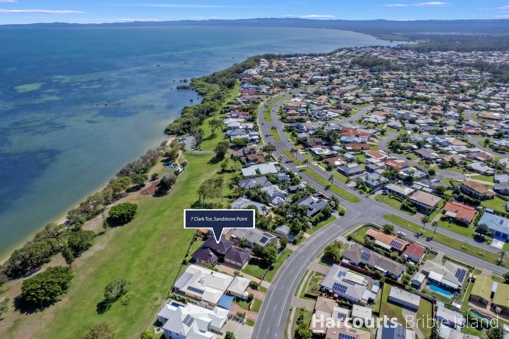 7 Clark Terrace, SANDSTONE POINT, QLD 4511