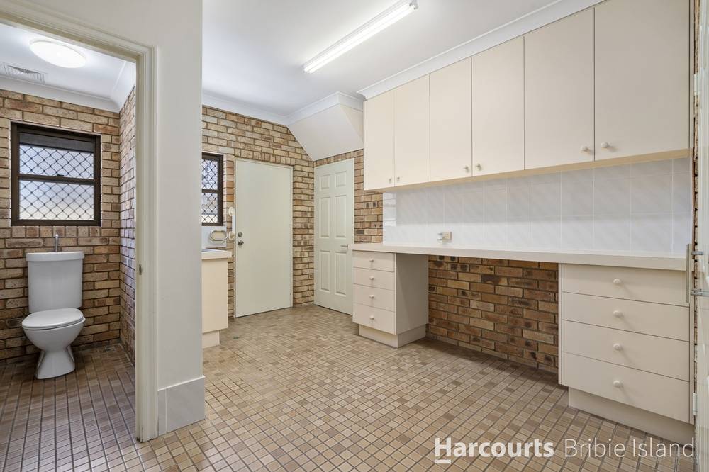 7 Clark Terrace, SANDSTONE POINT, QLD 4511