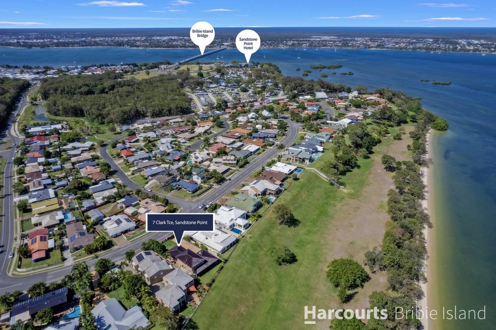 7 Clark Terrace, SANDSTONE POINT, QLD 4511