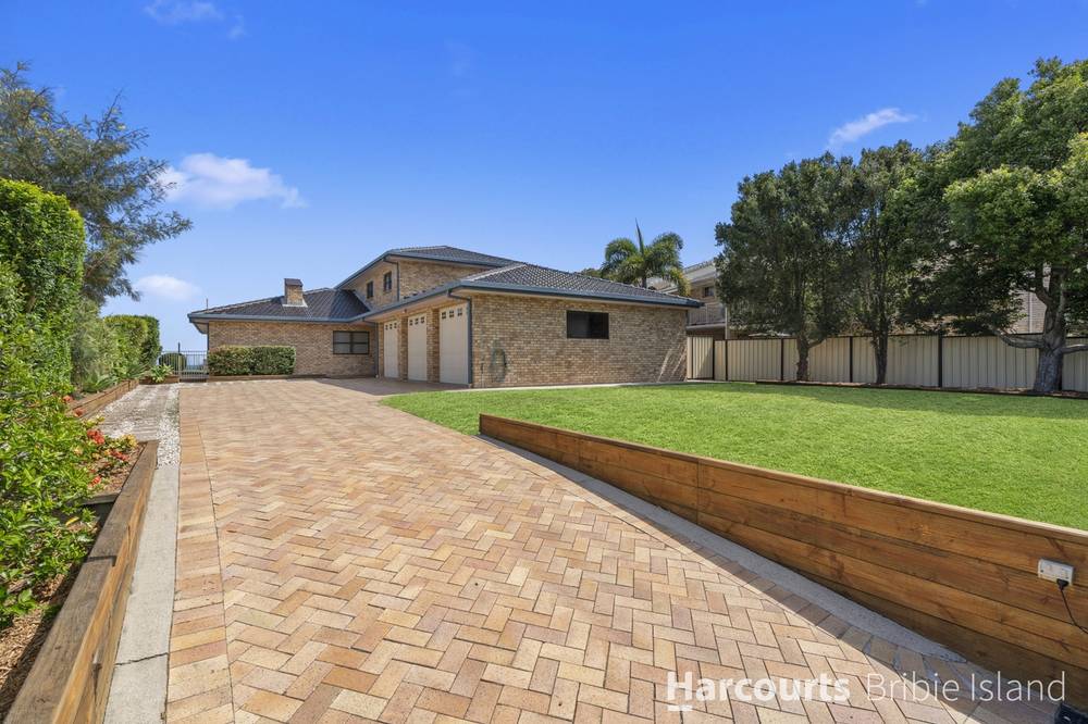 7 Clark Terrace, SANDSTONE POINT, QLD 4511