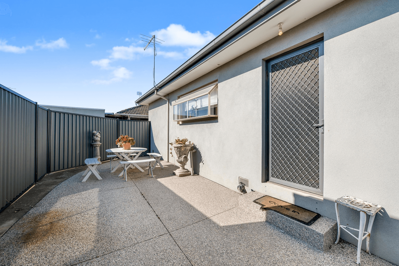 1/66 Lachlan Road, Sunshine West, VIC 3020